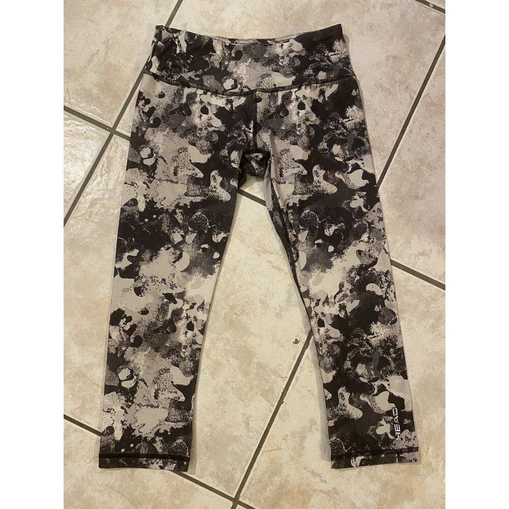 3/$15 SALE - HEAD Gray Patterned Capri Leggings Yoga Pants Active Wear Size XS